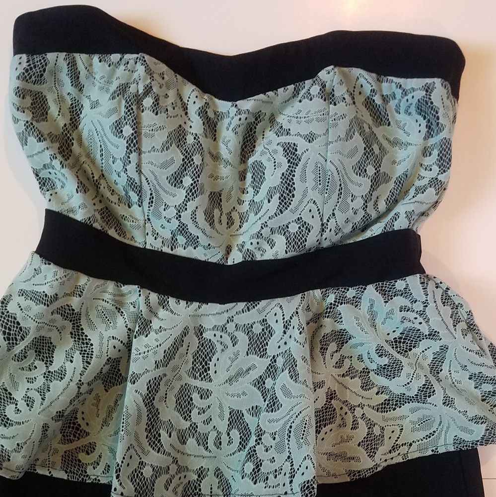Dress - Picture 4 of 6